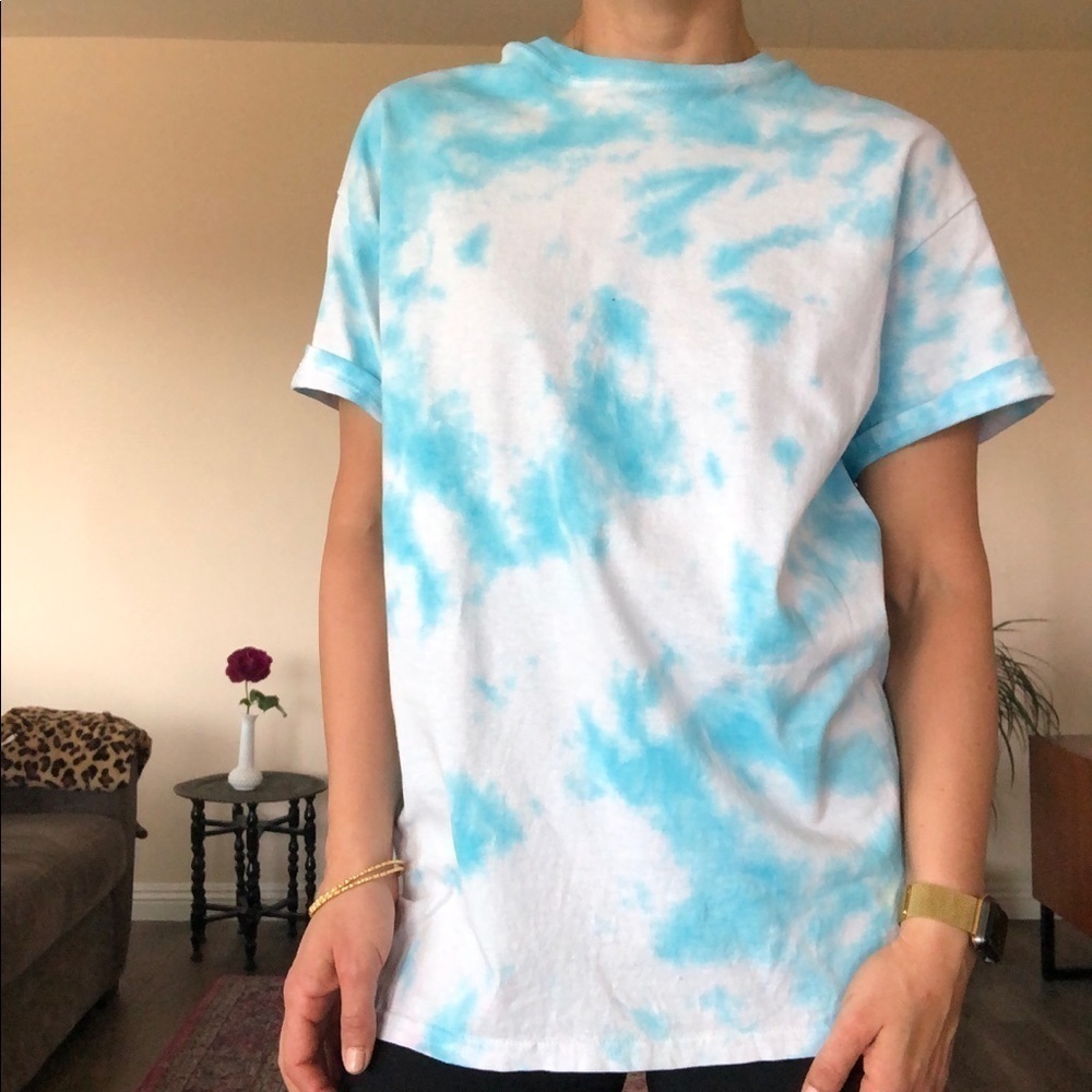 Handmade Custom Tie Dye Tee Blue Medium